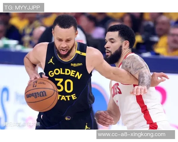 克莱半场得分20与三分命中数创纪录超越哈登位列第三库里稳居第一